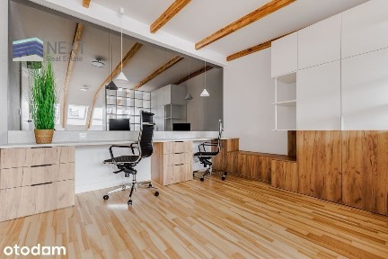 Stylowy apartament 2-poziomowy w sercu Warszawy