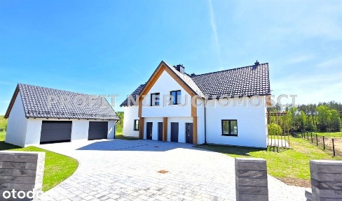 Nowoczesny, dom dwulokalowy z garażem