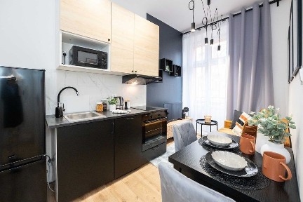 Kawalerka/z sypialnią / BALKON - Pogonowskiego 64 B- od 7 Września