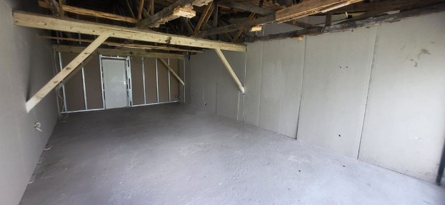 Lokal magazynowo-produkcyjny 48 m² I piętro | Dostęp 24/7 | Siła | Rampa załadunkowa