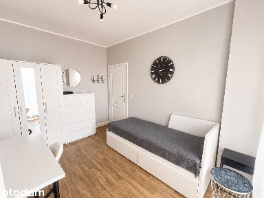 Bezpośrednio: 2 pokoje południe/zachód balkon 10,7 m² Galeria Mokotów
