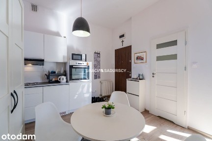 Przytulna kawalerka 21,5 m² z balkonem
