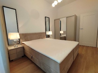 Dostępny od października - apartament dwupokojowy w nowej inwestycji w centrum miasta - do wynajęcia.