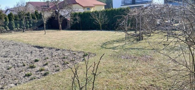 Dom piętrowy z ogrodem - cicha, spokojna lokalizacja, w pobliżu lasu