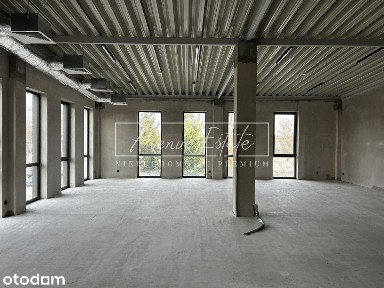 Lokal użytkowy 180 m² | Ogrodzony teren | Parking
