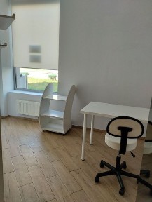 Wynajmę stanowisko fryzjerskie / kącik beauty w salonie - dobra lokalizacja
