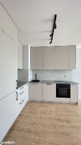 2-pok balkon/klimatyzacją/po remoncie Międzyleska