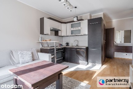 Bardzo niskie opłaty | Odświeżone | Duży balkon