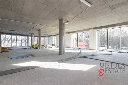 Lokal biurowy w nowoczesnym budynku 335 M2