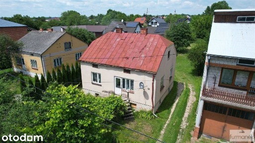 Parterowy dom jednorodzinny w spokojnej okolicy
