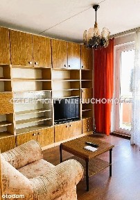 4 pokoje w niskim bloku