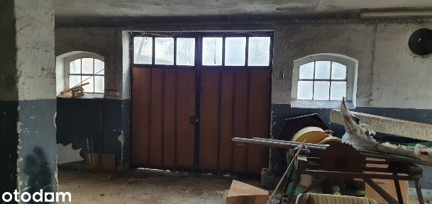 Sprzedaż pomieszczenia warsztatowego ok. 230 m2 z działką ok. 1005 m3