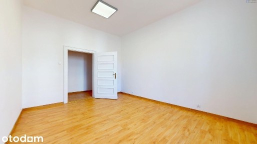4pom.|parking|parter|c.o. w cenie|Karolinki|80m2