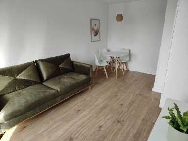 Bardzo ładne dwupokojowe mieszkanie w świetnej lokalizacji. Katowice-Centrum - ul. Powstańców