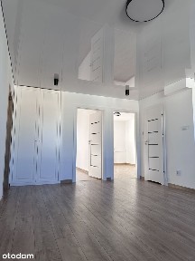 Mieszkanie 3-pokojowe z balkonem.