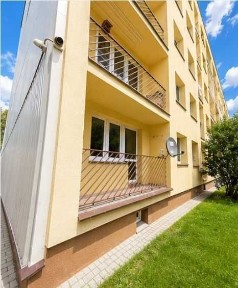 2 pokoje | 40,5 m² | Parter z balkonem | Osiedle Stałe | Jaworzno | ul. Armii Krajowej | do remontu