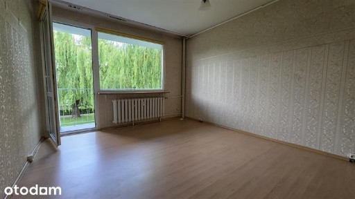 Dwa pokoje. I piętro. Świetna lokalizacja.