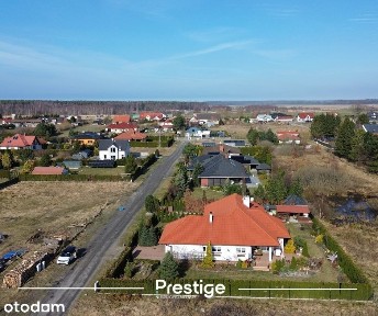 Dom wolnostojący z ogrodem i garażem dwustanowiskowym/ 4km od Ustki