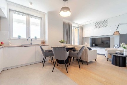 Nowe przestronne 3-pokojowe mieszkanie z salonem w nowym bloku - Orkana Residence