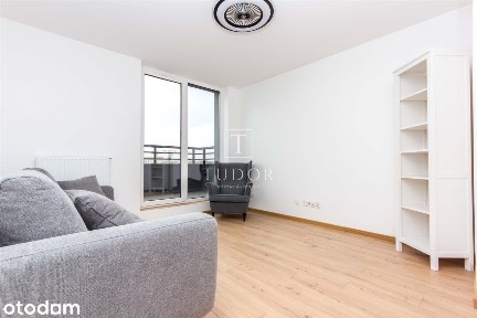 3 pokoje | 80 m2 | Wysoki Standard | Balkon | PUM
