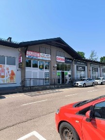 Atrakcyjby lokal użytkowy na parterze w sercu centrum handlowego