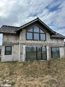 Nowoczesny rewelacyjny dom-perełka