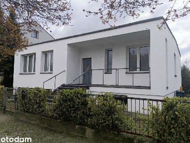 Wolnostojący unikatowy parterowy dom blisko centrum w rozsądnej cenie