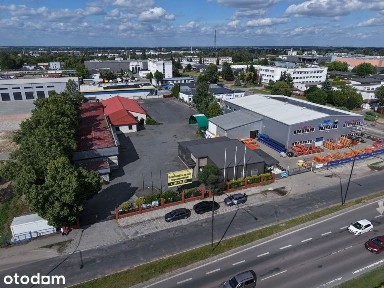 Obiekt handlowo - magazynowy z utwardzonym placem - blisko centrum!