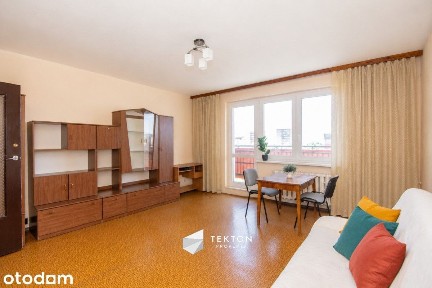 3 pokoje z balkonem, piwnicą, blisko centrum
