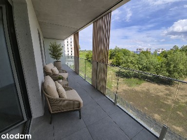 APARTAMENT OBOK BONARKI | TARAS 17 M2 | WIDOK NA ZIELEŃ