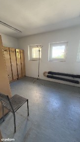 Magazyn-Budynek Usługowy do Wynajęcia Blisko S5, Duży Plac, Negocjacje