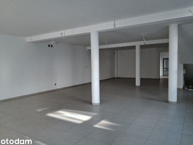 Parter 288m2 z dużym parkingiem