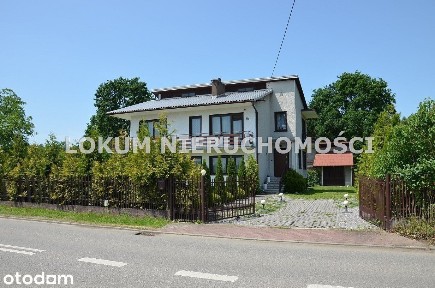 Dom, Budynek Gospodarczo-Garażowy, 20Ar.