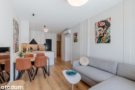 Apartament z widokiem na Odrę i dużym tarasem. Zachwyca codziennością.