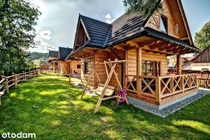 Dom z dwoma domkami pod wynajem