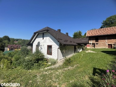Urokliwy dom w malowniczej okolicy!