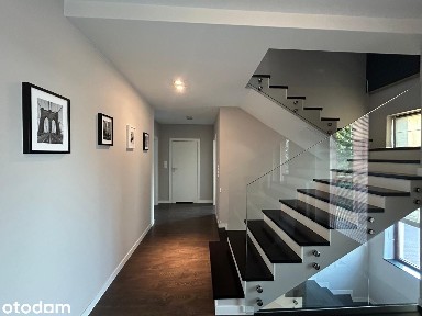 Komfortowy, nowoczesny dom 300 m2 z ogrodem Konstancin - Bielawa