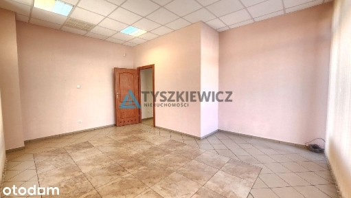 Lokal w centrum, wejście od głównej ulicy, biuro