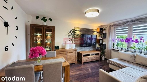 do wejścia/smart home/balkon/osobna kuchnia