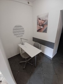 Stanowisko manicure wynajem