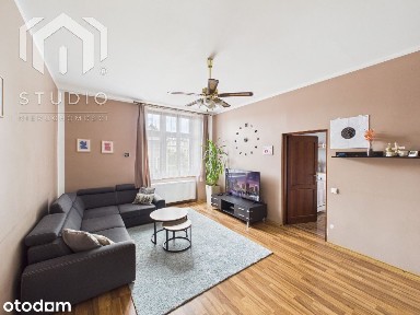 70 m² w odnowionej kamienicy | Ścisłe Centrum