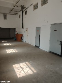 Duża hala blisko centrum - do aranżacji
