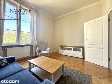 Śródmieście/ul. Długa/59m2/Parking