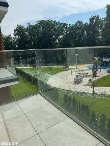 Atrakcyjne mieszkanie z balkonem i garażem w apartamentowcu!