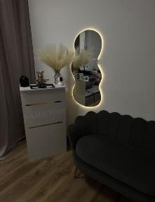 Wynajem stanowiska do manicure i pedicure | Warszawa Ochota | Dostęp 24/7