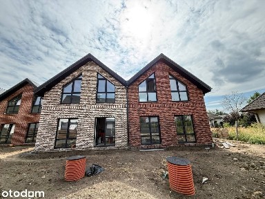Bliźniak 112 m2, ogródek 91 m2 - Bawarski styl