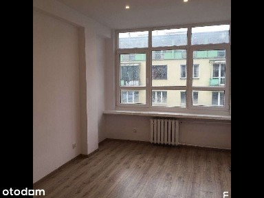 Biuro po remoncie 15,90