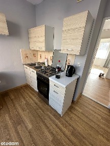 Obnizka! Ścisłe centrum, ładna kawalerka 60 rok bud, balkon 349tys zł.
