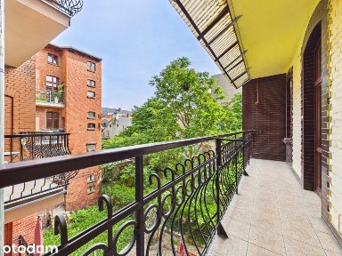 Balkon na Starówce?Tak,też dwa razy sprawdzałam; )