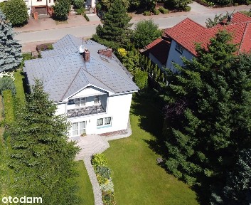 Willa miejska 282 m2 na działce 1242 m2 na Podolanach